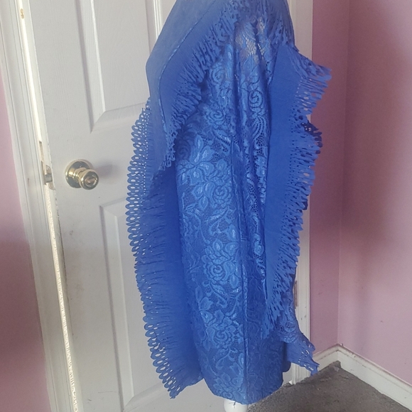 Dress - Picture 2 of 5